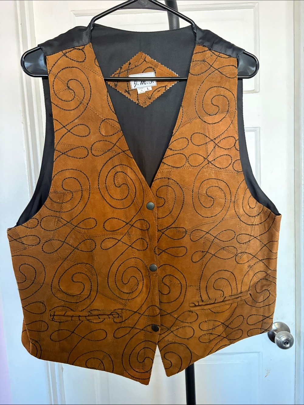 Vintage-style Men's Leather Vest in Brown with Black Design